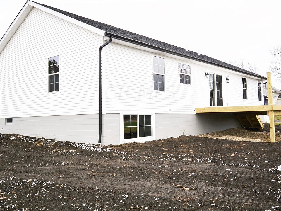 315 Oak St, Centerburg, OH 43011 Zillow