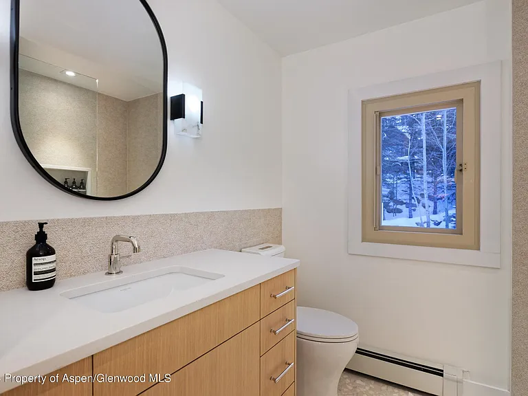 123 Larkspur Ln — Photo 24