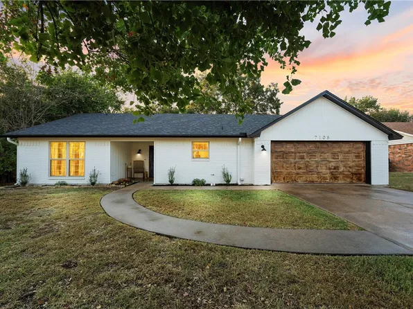 7108 Oxford Dr, Woodway, TX 76712