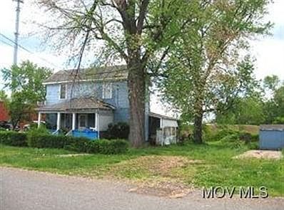 2nd image of 412 37th St