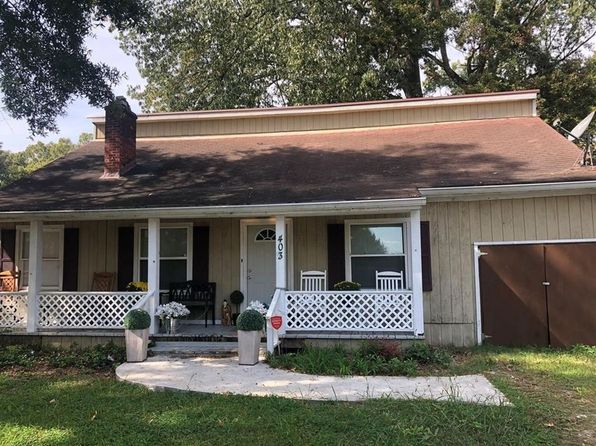 403 N Moore Rd