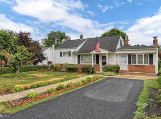 5201 Woodlawn Dr, Harrisburg, PA 17109