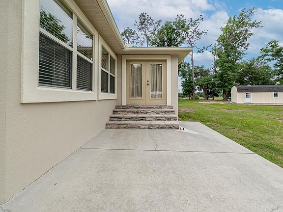 5th image of 376 SW Fieldstone Court