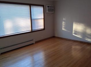 1950 Parkside Dr #1A, Park Ridge, IL 60068