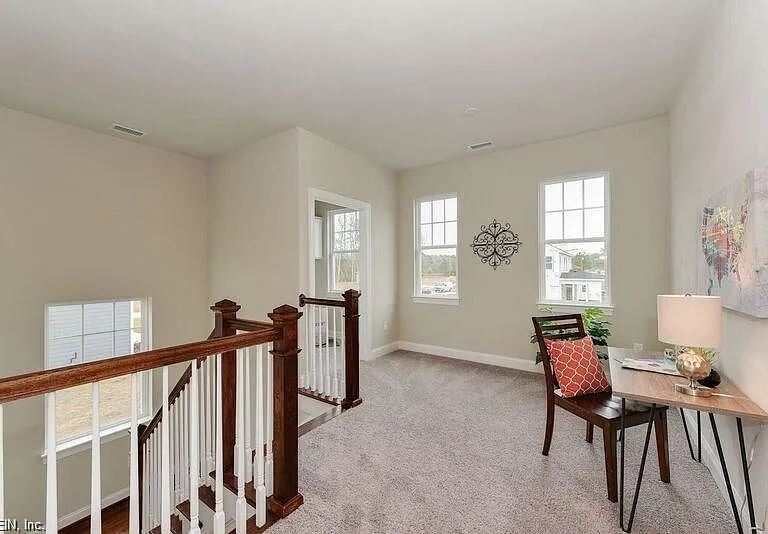 1005 Beachstone Quay — Photo 13