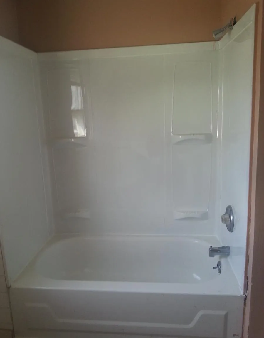 3 bed, 1950 sqft, $1,675 — Photo 4