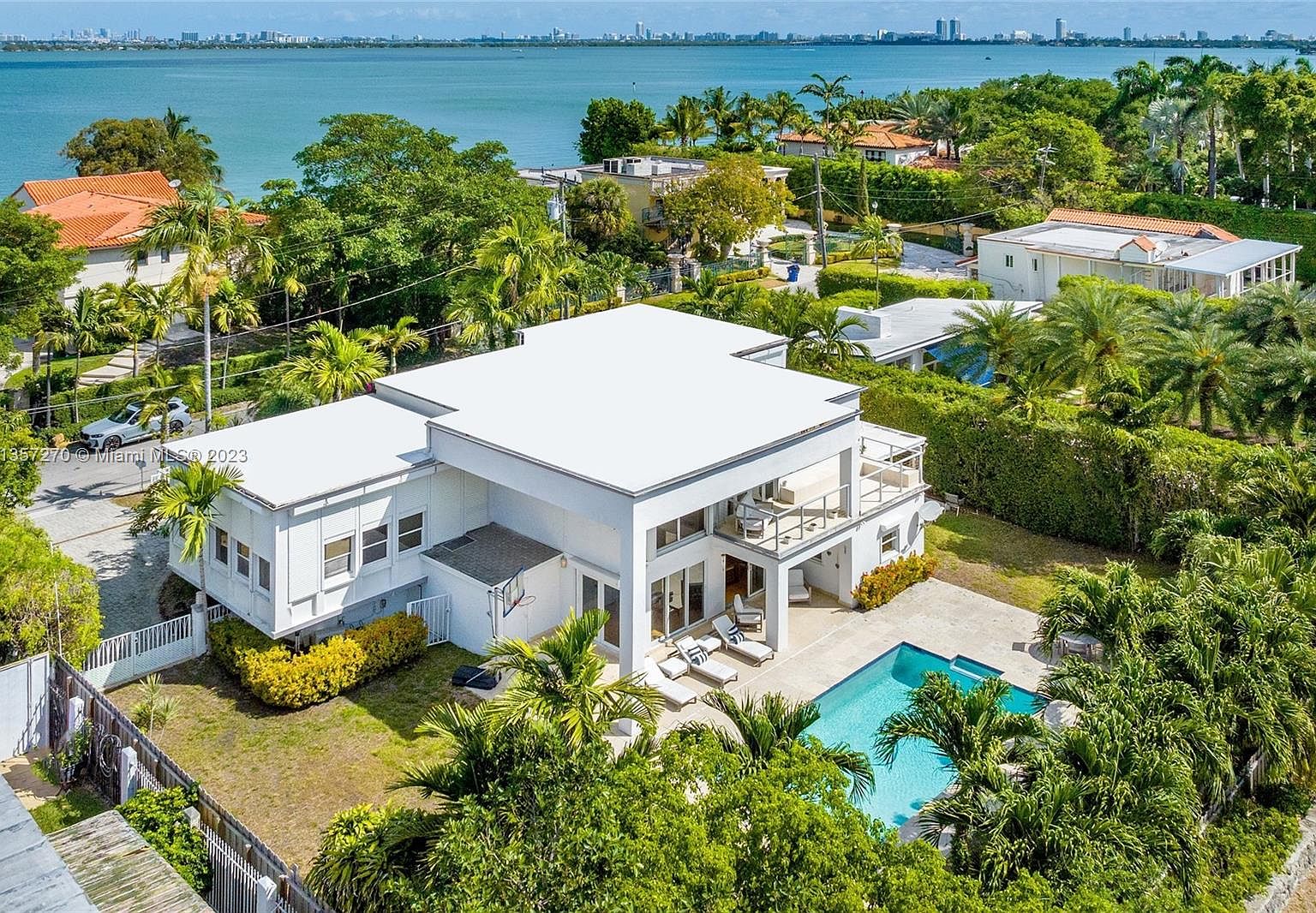 900 N Dr, Miami Beach, FL 33139 Zillow