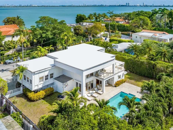 900 N Venetian Dr, Miami Beach, FL 33139