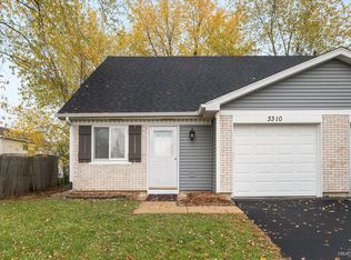 3310 Fox Hill Rd, Aurora, IL 60504