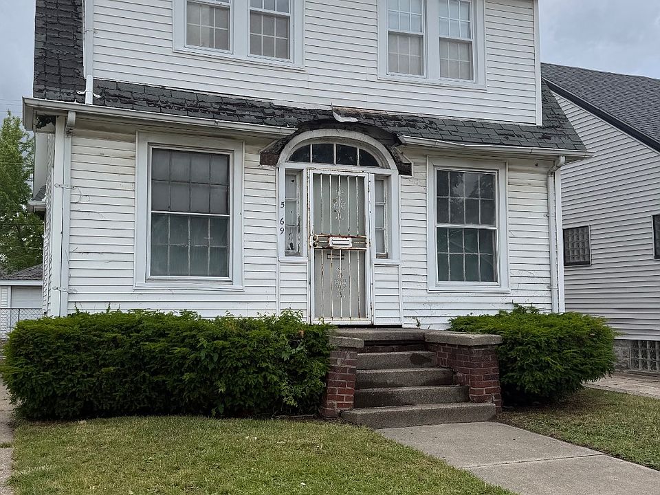 1st image of 15369 Wisconsin St