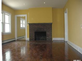 1270 Waterview Dr, Rockville Centre, NY 11570