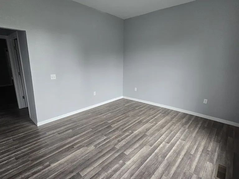 209 N Walter St #209 — Photo 16