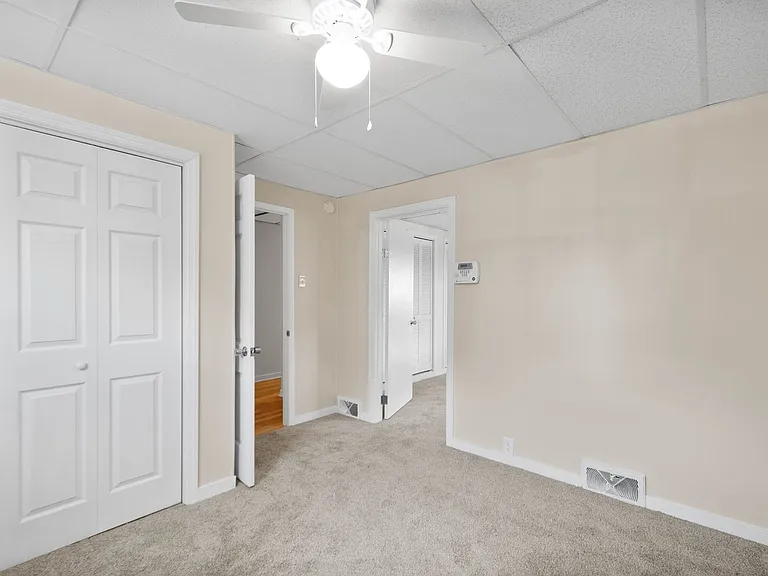 2405 Arlington Ave — Photo 18