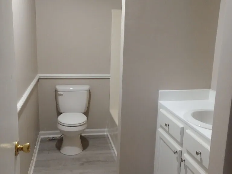 2900 Lullwater Dr — Photo 11