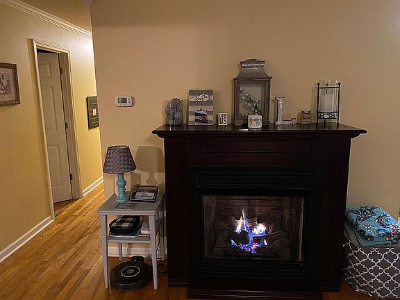 5th image of 456 Deerfield Cir