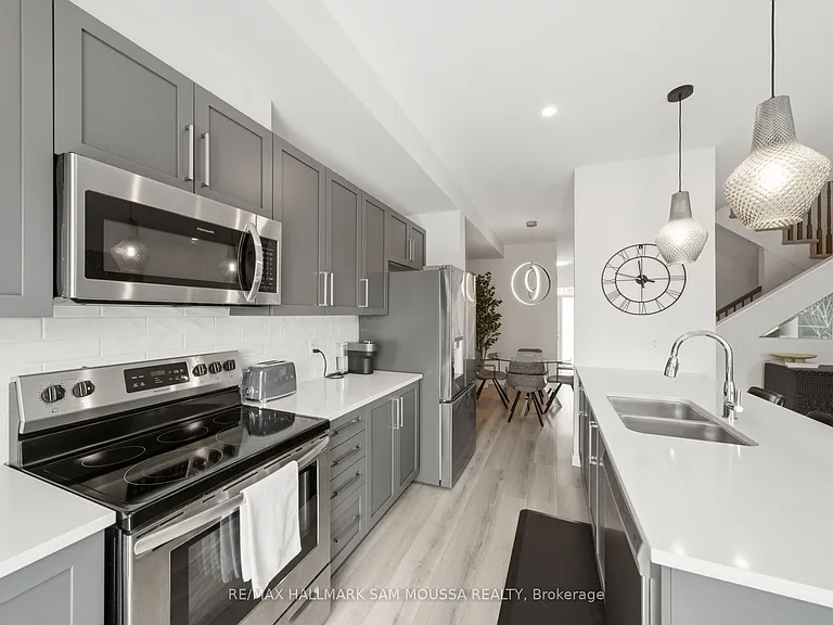 302 Drumlish Ln — Photo 19