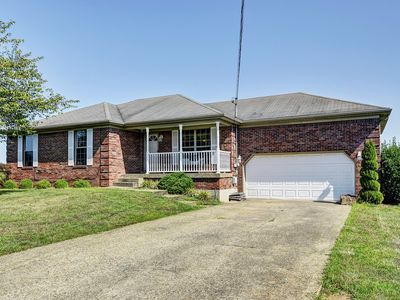 180 Spring Dr, Mt Washington, KY, 40047
