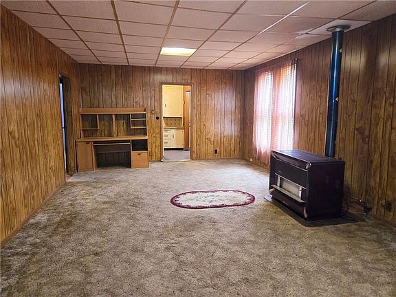 3rd image of 308 W Park St