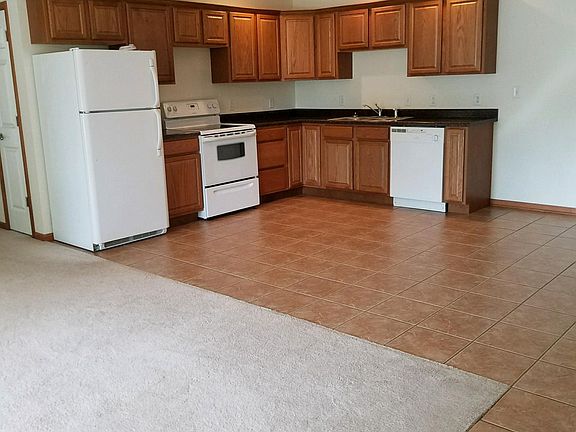 Spacious kitchen