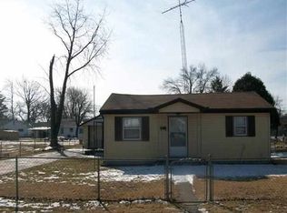 304 W Delaware St, Knox, IN 46534