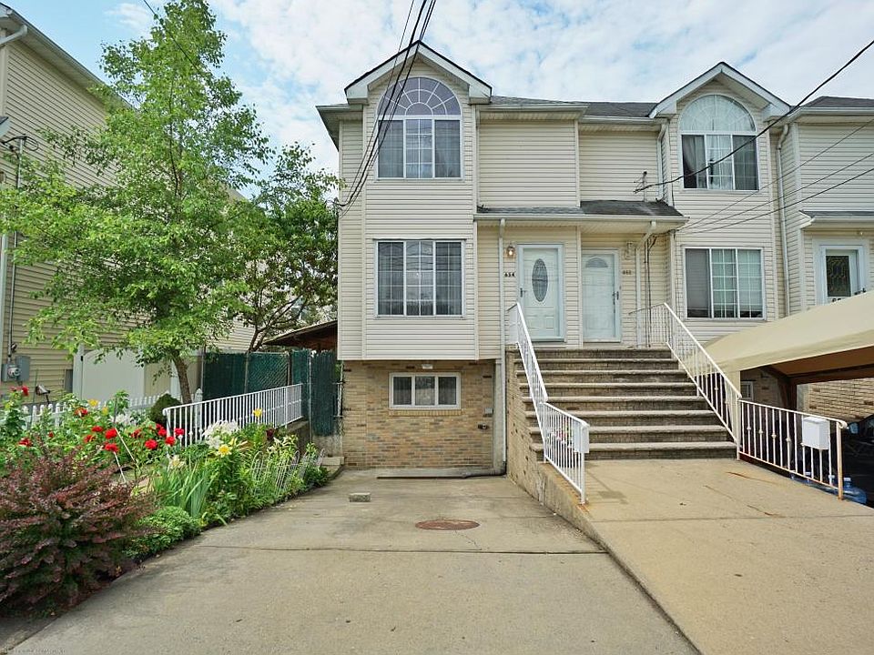 1st image of 654 Seaview Ave