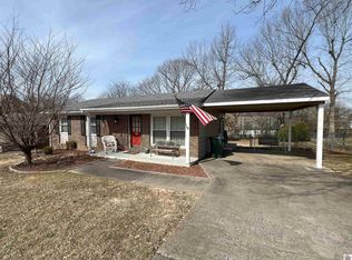 3827 Alameda Dr, Paducah, KY 42001