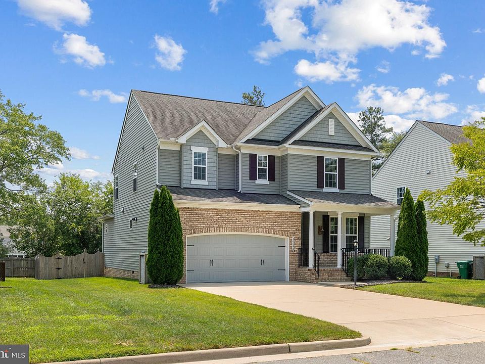 1st image of 10793 Providence Woods Ln