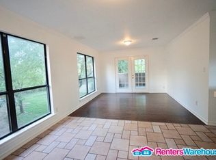 400 Chaparral Rd #B, Austin, TX 78745