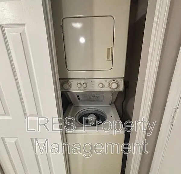 1695 Lee Rd #B107 — Photo 16