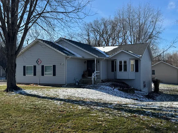 2703 9th Avenue Ln NE, Rochester, MN 55906