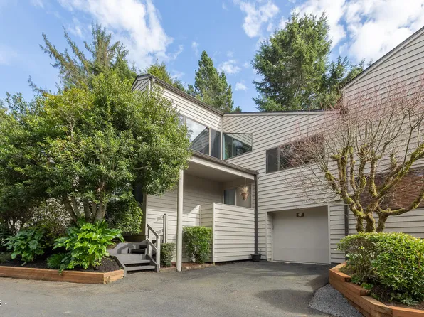 600 Island Dr #18, Gleneden Beach, OR 97388