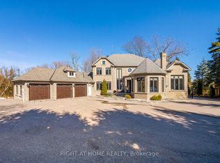 661 Wellington St W, Aurora, ON