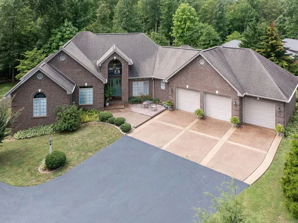 47 Laurel Lake Resort Rd, Corbin, KY 40701