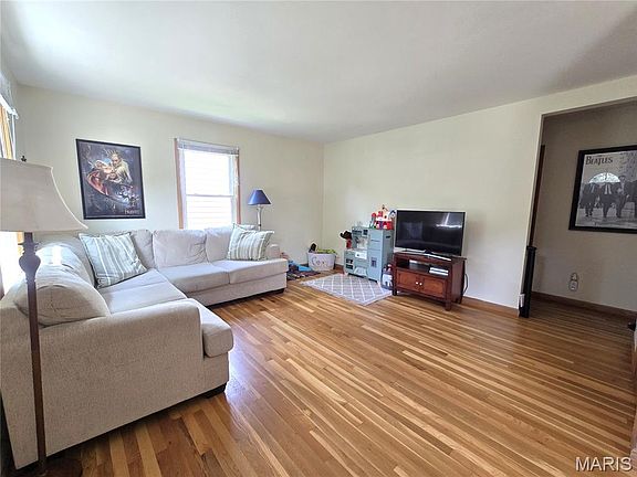 4th image of 2649 Timberlake Dr