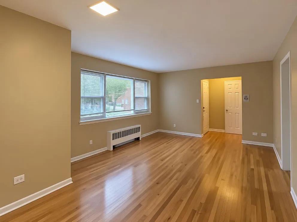 1 bed, 700 sqft, $1,495 — Photo 3