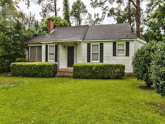 4th image of 1706 Iola Dr
