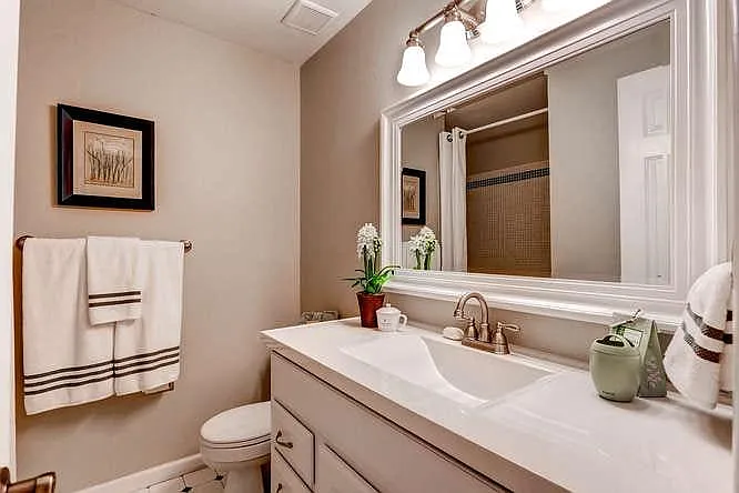 6915 Conifer Ct — Photo 8