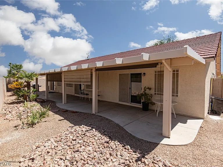 327 Perry Ellis Dr — Photo 35