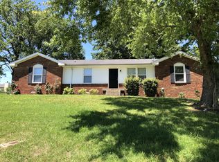 1573 Cherry Tree Dr, Clarksville, TN 37042