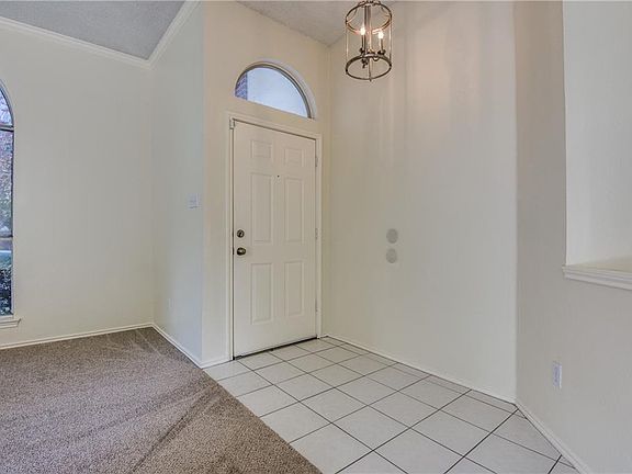 5th image of 2077 Tara Ct