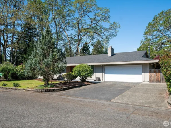 8001 Sapphire Drive SW, Lakewood, WA 98498