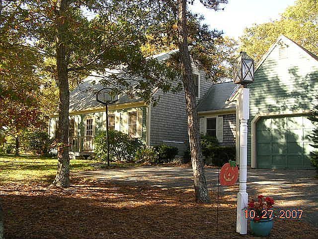 4 Bedrooms, 2 Baths