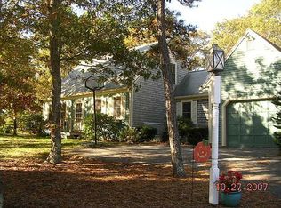 61 Bog River Bnd, Mashpee, MA 02649