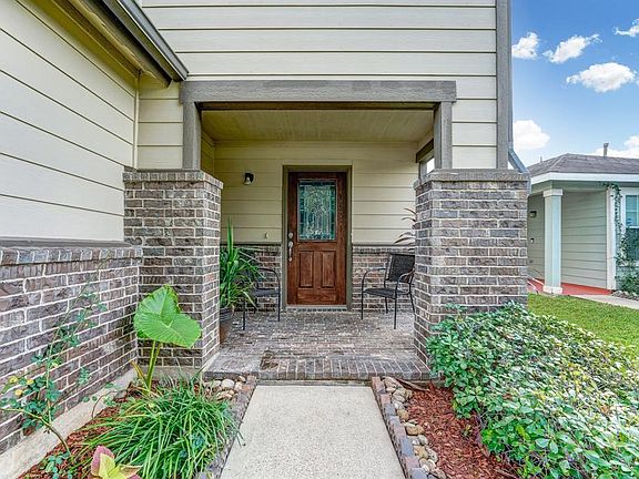 4th image of 18439 Fair Grange Ln
