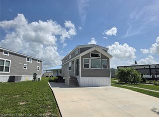 43 Grassy Lake Cir, Lake Placid, FL 33852