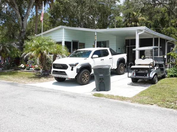 8945 W Forest View Dr #21, Homosassa, FL 34448