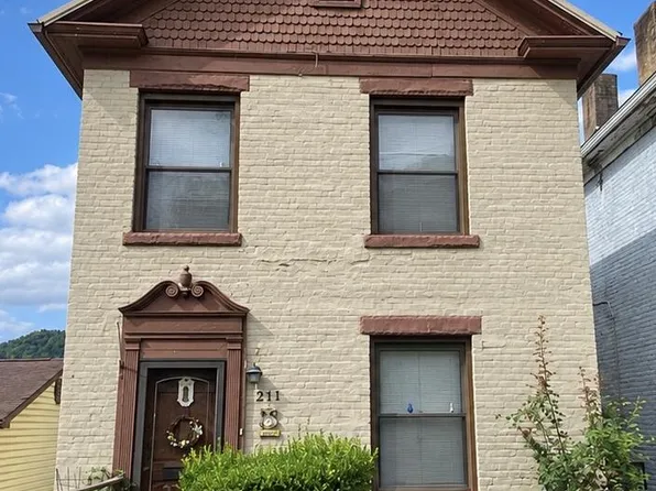 211 W 4th Ave, Williamson, WV 25661
