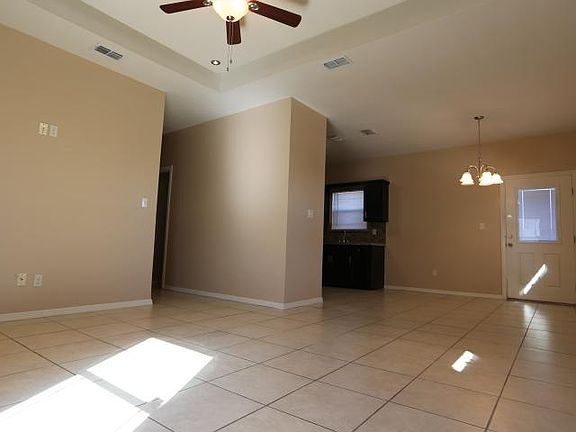 5th image of 407 Baltic Ave APT 2