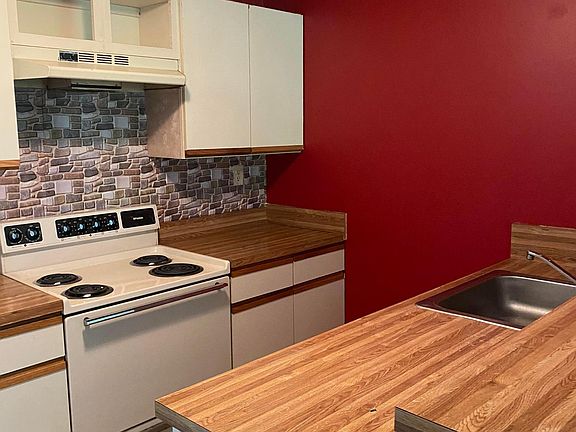 3rd image of 81 Pheasant Meadow Dr #31