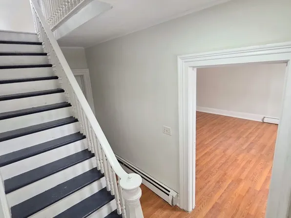 1810-1812 Duanesburg Rd, 1810-1812 Duanesburg Rd #2, Schenectady, NY 12306